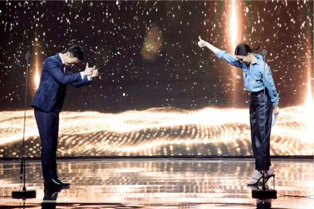 万众瞩目的声音,万众瞩目的冠军