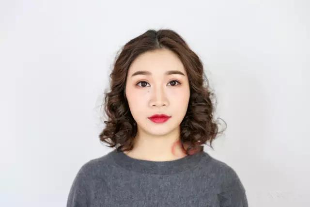 若隐若现的蕾丝面具妆︱彩妆