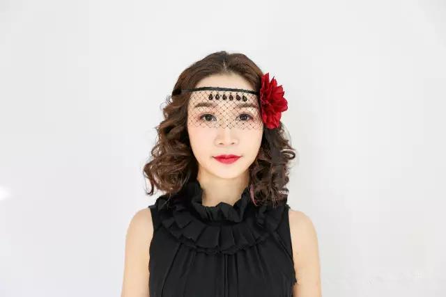 若隐若现的蕾丝面具妆︱彩妆