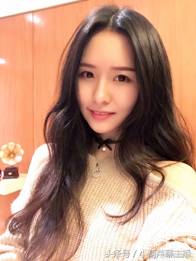 斗鱼主播阿冷位居榜首,斗鱼顶级主播阿冷