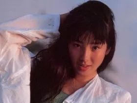 宫泽理惠老公森田刚 (宫泽理惠老公森田刚年轻的样子)