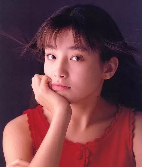 宫泽理惠老公森田刚 (宫泽理惠老公森田刚年轻的样子)