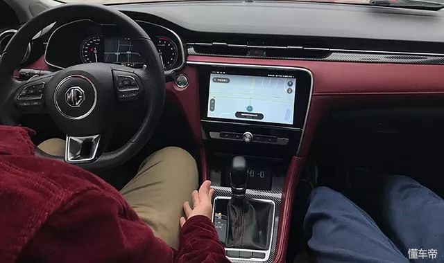 凭什么打动标致雪铁龙福特?深度体验阿里的车载系统