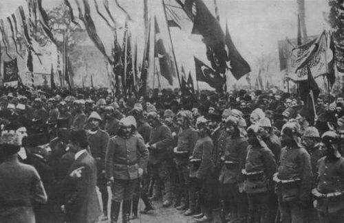 从大帝国变成英法囊中物，这个国家如何靠一个小官重新独立？