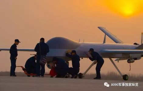 魔改遥控版59式坦克,过时五对负重轮也能轻松吊打M1A2和T14坦克