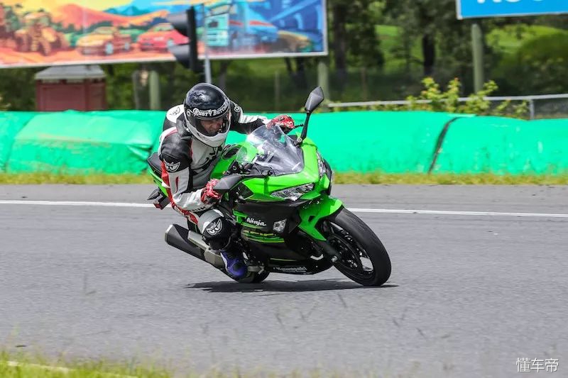 这台400将接班川崎小忍者，在国内鲜有对手