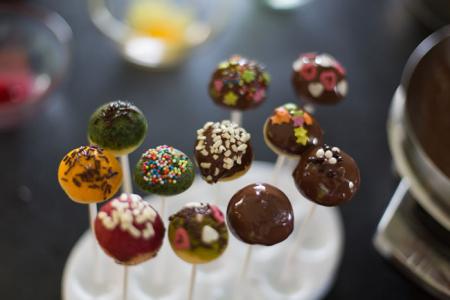 左眼跳和右眼跳分别有什么预兆吗,今天左眼皮和右眼跳动是什么意思