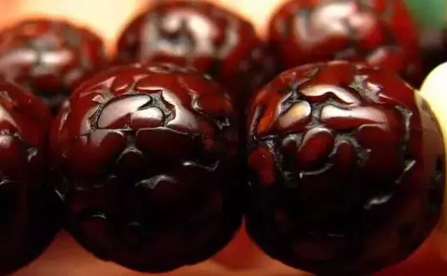 金刚菩提用万毛刷好不好,金刚菩提子手串用猪毛刷刷可以吗