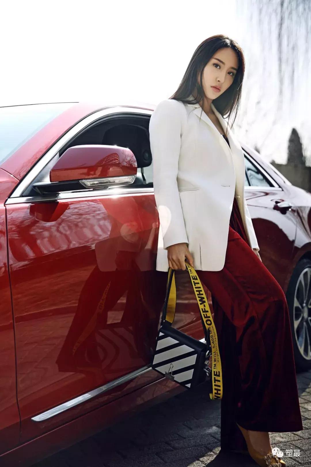 为了搭配衣服买个车,为了搭配衣服买了个包