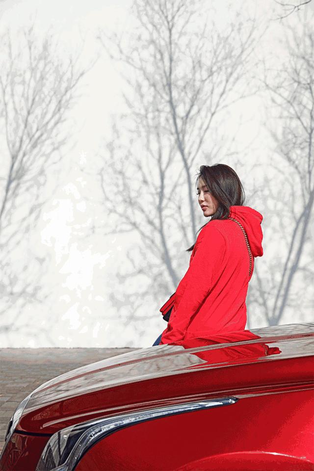 为了搭配衣服买个车,为了搭配衣服买了个包