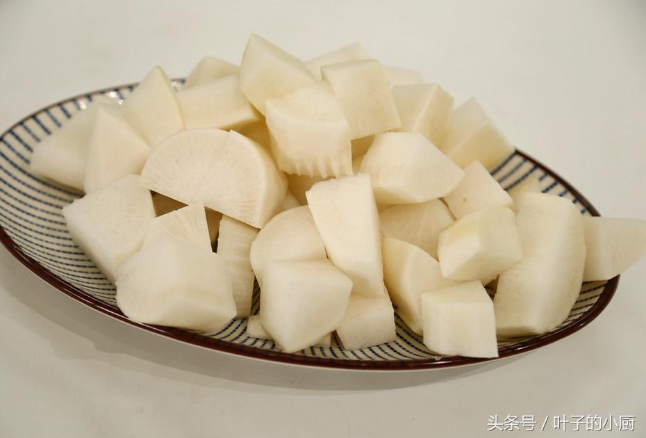 肚子疼、肚子胀,食疗偏方:巧做白萝卜,几块钱就搞定!