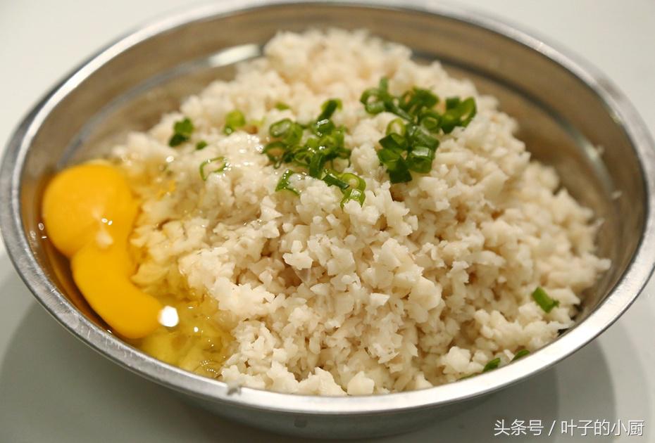 肚子疼、肚子胀,食疗偏方:巧做白萝卜,几块钱就搞定!