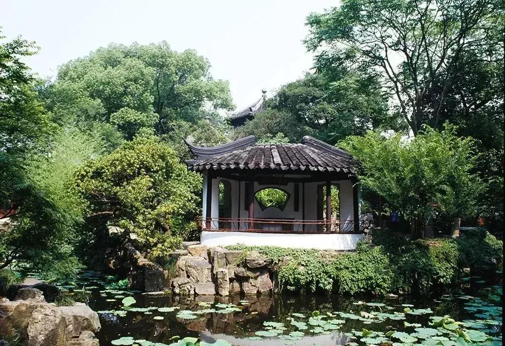 寤虹瓚涔嬬編閽熺伒姣撶,閽熺伒姣撶寤虹瓚椋庢櫙