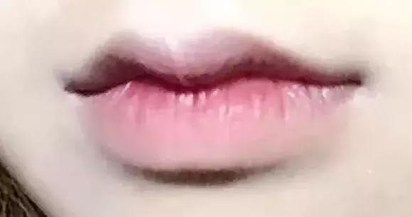 美妆好看的产品,适合欧美的口红平价