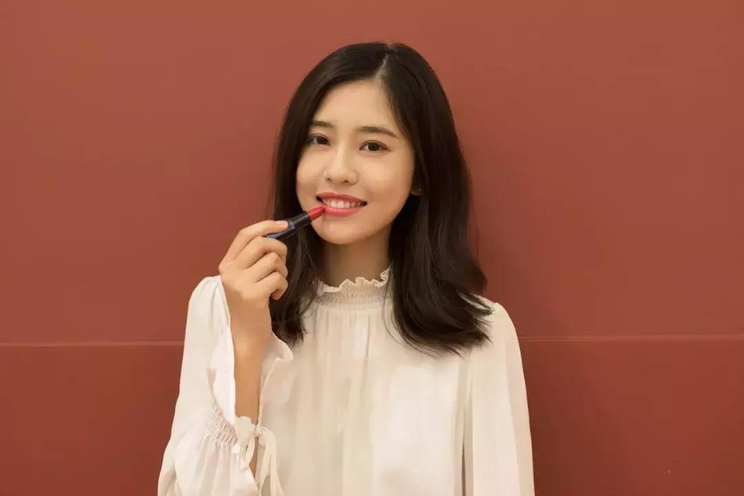 美妆好看的产品,适合欧美的口红平价