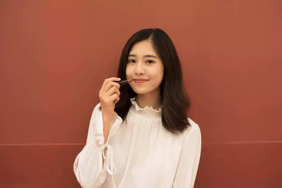 美妆好看的产品,适合欧美的口红平价