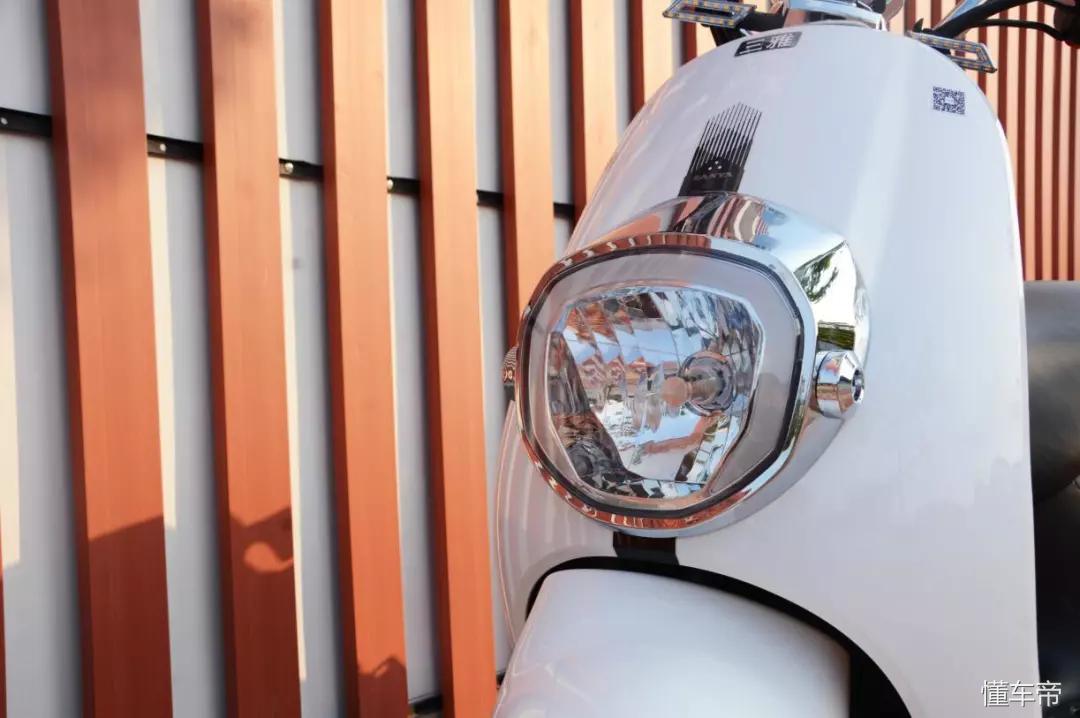 运动炫酷款电动车,三雅电动车