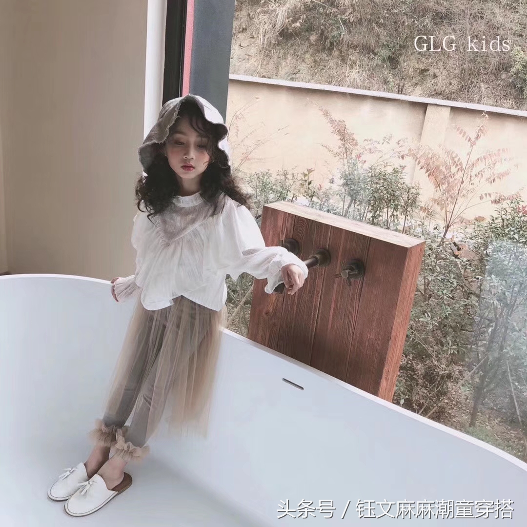 雪纺上衣小个子搭配牛仔短裙,修身裙子如何搭配裤子女