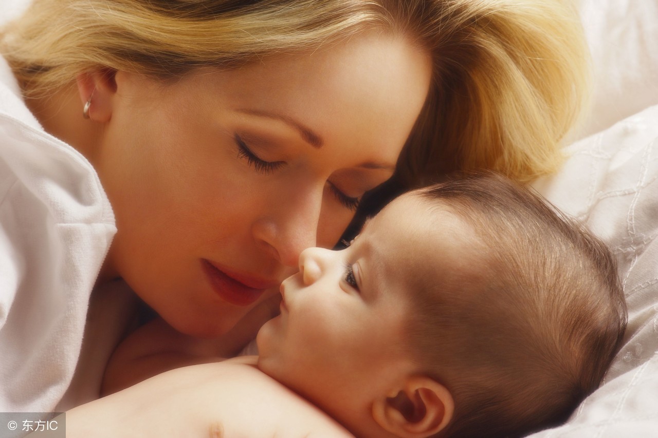 产后24小时月嫂怎么护理,月嫂怎么安慰产后情绪不好的产妇