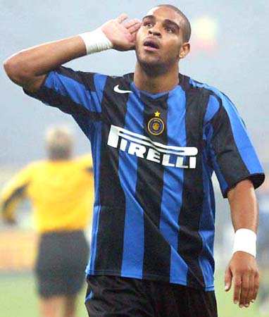 天下足球小罗的足球历程,天下足球小罗十大绝技完整版