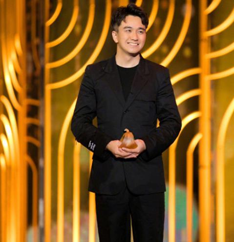 缈熷ぉ涓撮粍鏅撴槑鑺辩诞,榛勬檽鏄庣繜澶╀复