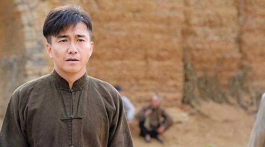 缈熷ぉ涓撮粍鏅撴槑鑺辩诞,榛勬檽鏄庣繜澶╀复