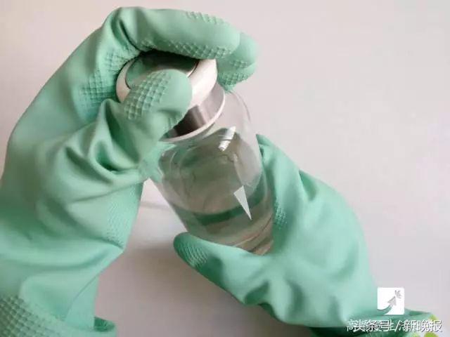 衣服上总粘毛不用胶带教你一招,衣服粘毛不用怕