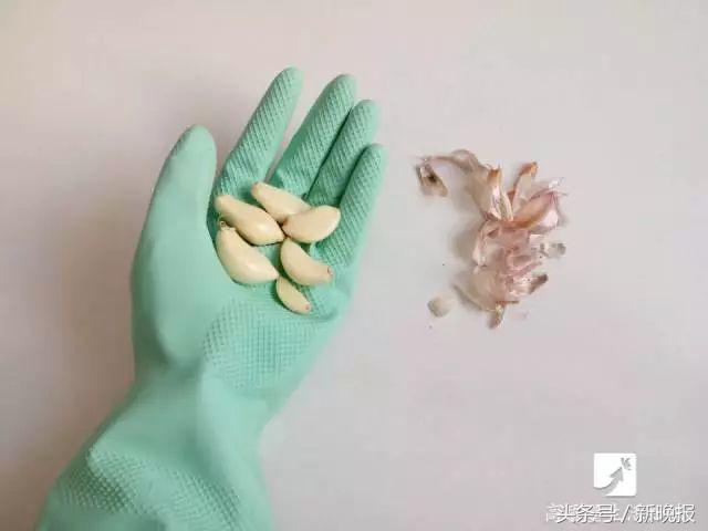 衣服上总粘毛不用胶带教你一招,衣服粘毛不用怕