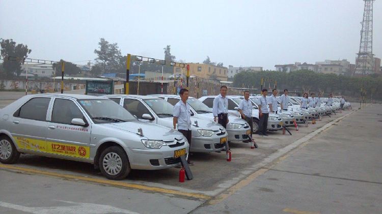驾校教练工资和学员通过率挂钩吗,济南驾校教练工资一般多少