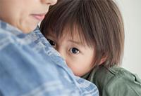 如何解决小孩胆小不自信的问题,怎么解决孩子胆小的问题