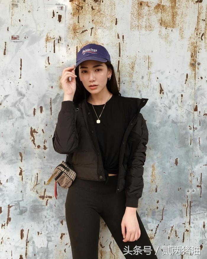 别再一成不变的穿你的Tee了,来些不一样的吧~