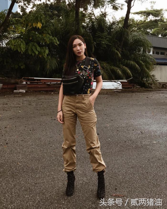 别再一成不变的穿你的Tee了,来些不一样的吧~