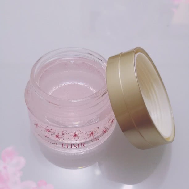 扒一波彩妆界的樱花限定!我们*彩大**妆界才不输给星爸爸樱花杯!