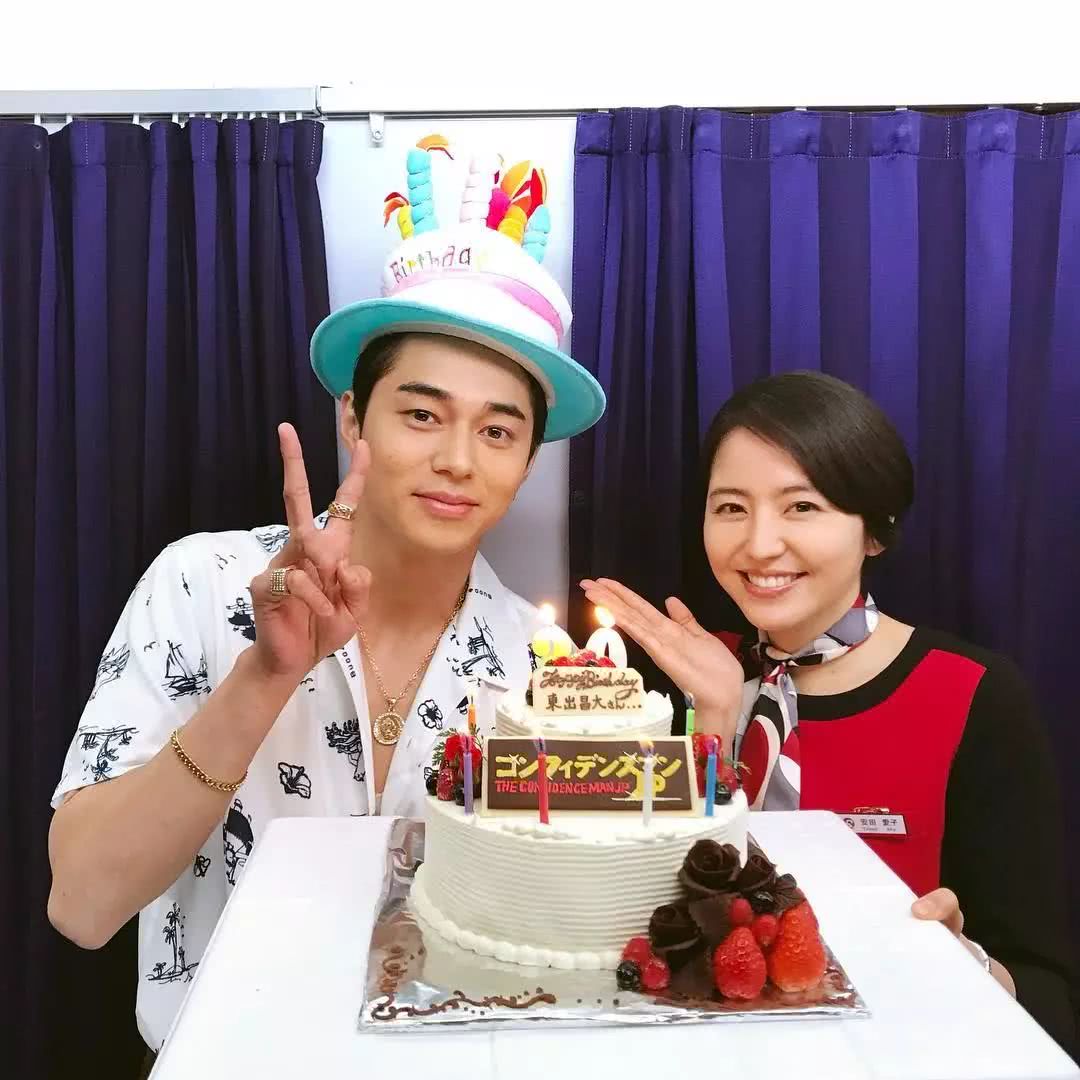 苍井空又出新作品了，这一次的人设华丽的转身