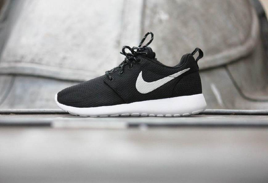 耐克最适合走路的鞋,走路多的鞋推荐