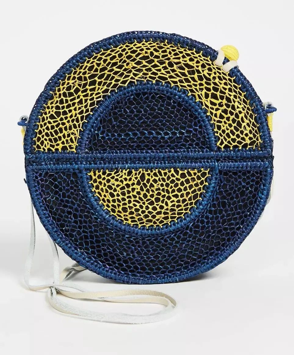 奢侈品牌包包街拍照片大全,包包推荐小众高级感街拍