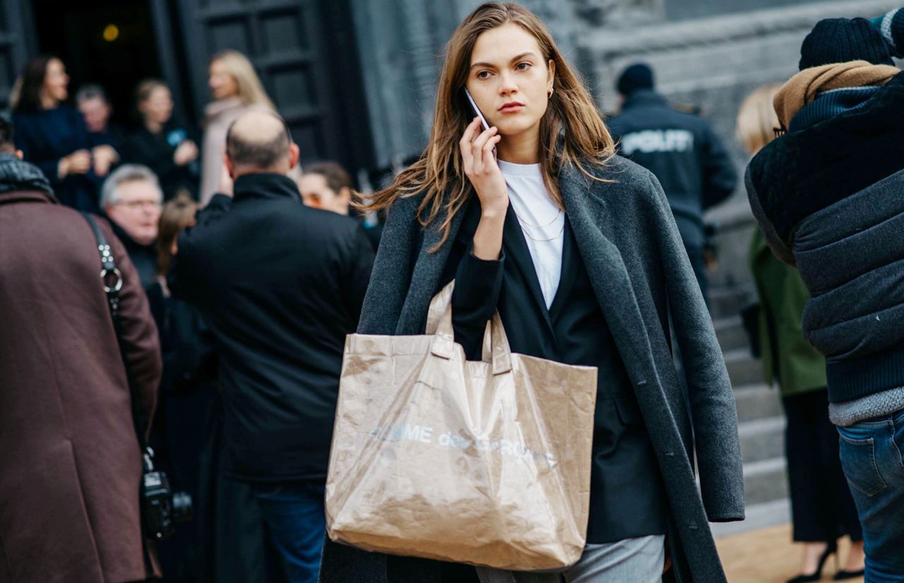 奢侈品牌包包街拍照片大全,包包推荐小众高级感街拍