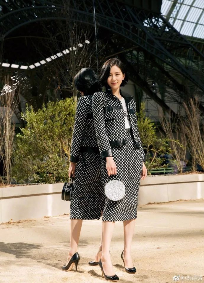 奢侈品牌包包街拍照片大全,包包推荐小众高级感街拍