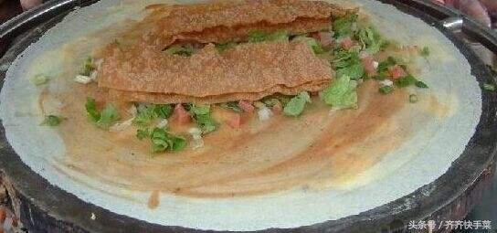 摊煎饼面糊的调配方法黑米面,路边摊杂粮煎饼面糊配方