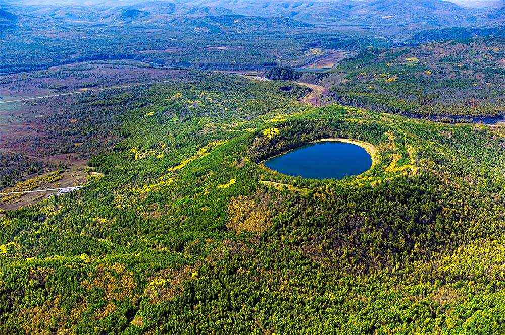 天池常年积水不涸不溢的原因,最神奇的天池