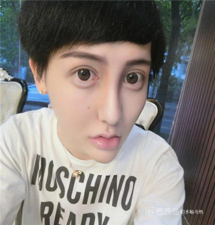 如何在朋友圈高逼格的发旅行感悟,如何在旅行的时候开心呢