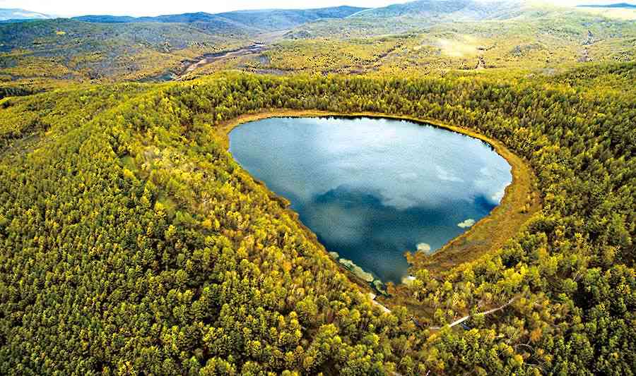 天池常年积水不涸不溢的原因,最神奇的天池