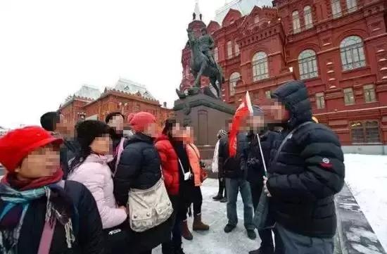 鍋囩殑lvgucci,lv鍋囪揣gucci