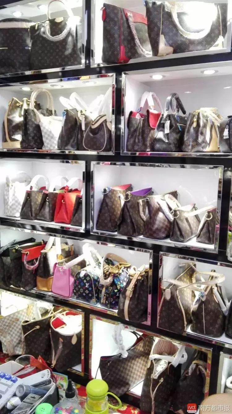 鍋囩殑lvgucci,lv鍋囪揣gucci