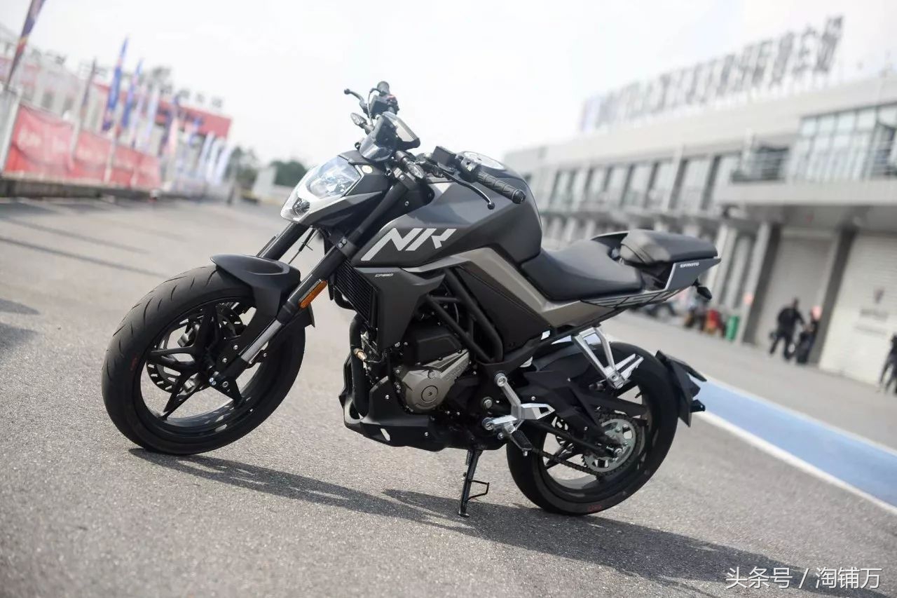 春风250nk和豪爵dl250对比,新感觉250对比春风250