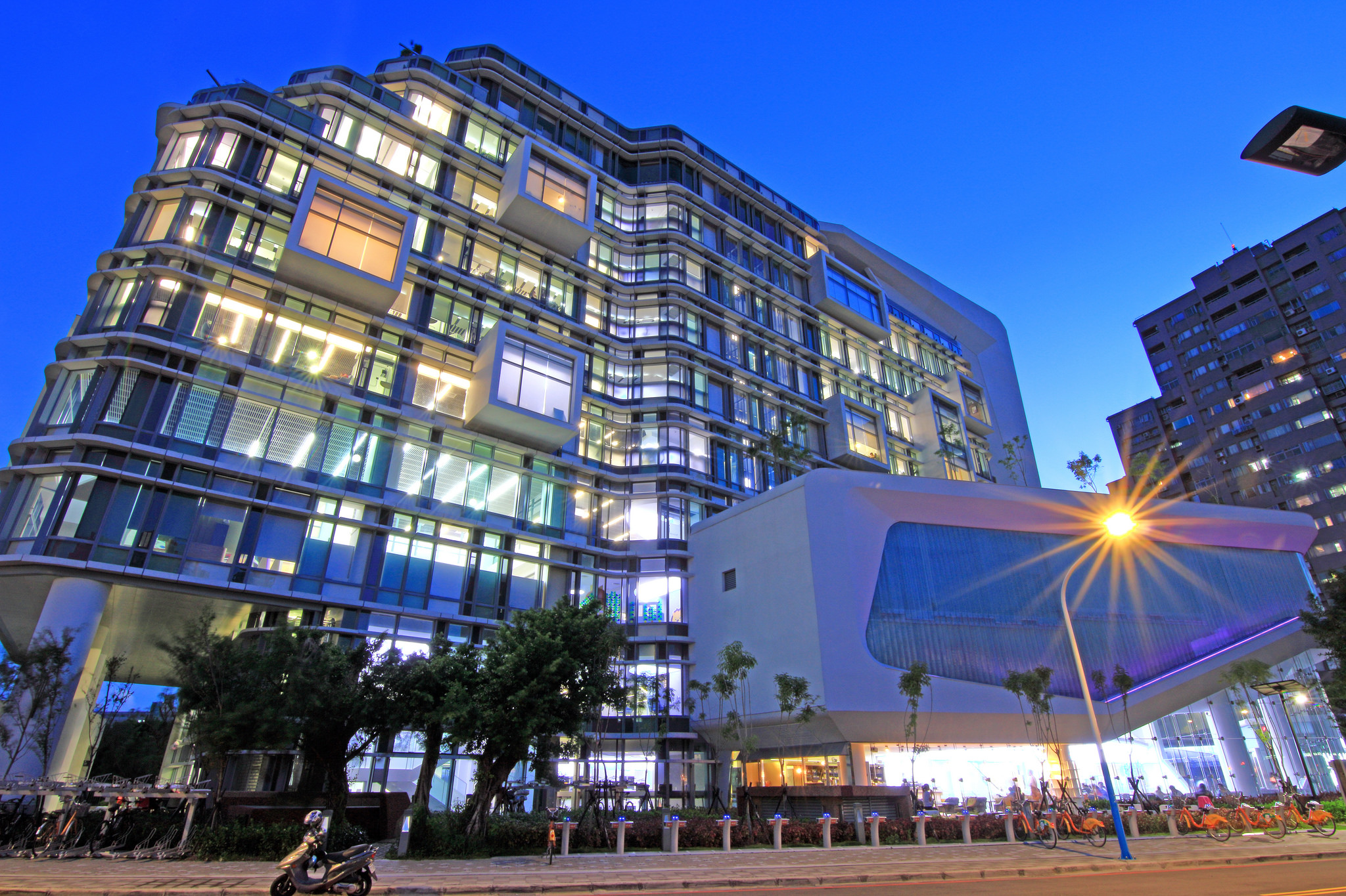 这支图丽镜头摄影师用过都说好风光摄影首选