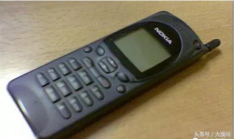 盘点一下你当年用过的手机,还记得你人生当中的第一款手机吗