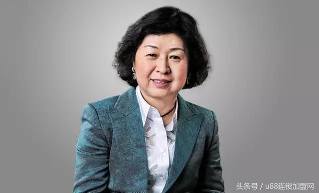 靠收废品发家的女首富,收破烂成为首富