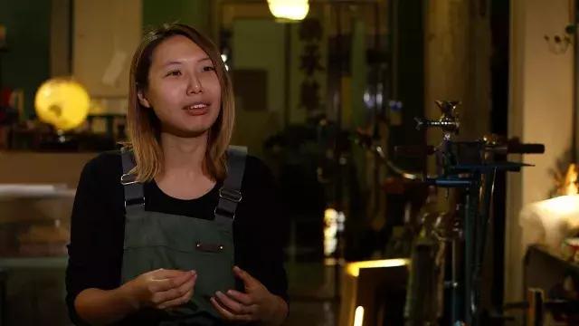 香港匠人：他们在考验这个时代，也在被这个时*考代**验