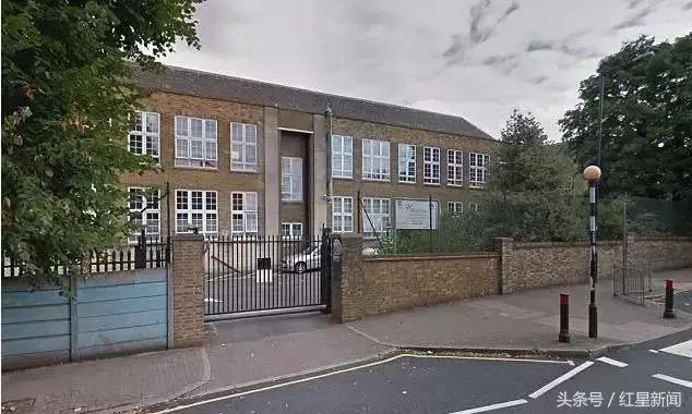 能用35种语言和孩子对话,“全球最牛教师”获百万美元奖金